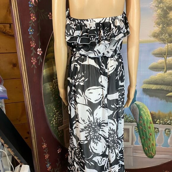 Strapless Maxi Dress Black & White Medium by Lapis. - Picture 5 of 5